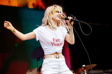 Paramore Singer Hayley Williams Steps Out on Solo Venture